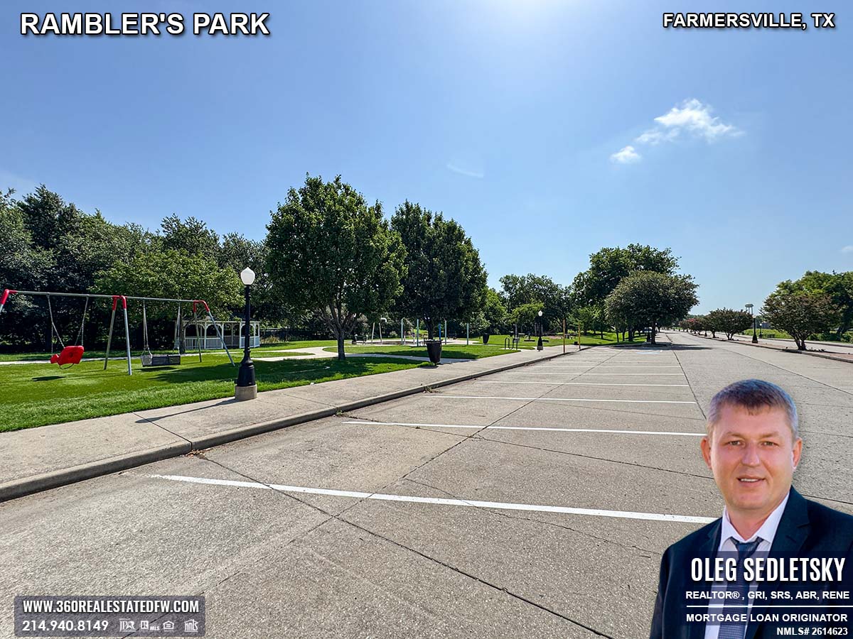 Rambler's Park is a charming, small park nestled near the historic downtown area of Farmersville, TX.