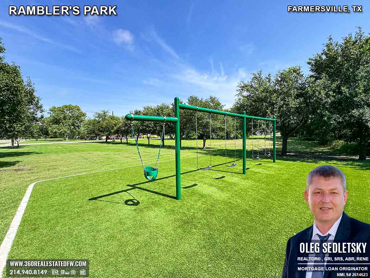 Rambler's Park is a charming, small park nestled near the historic downtown area of Farmersville, TX.