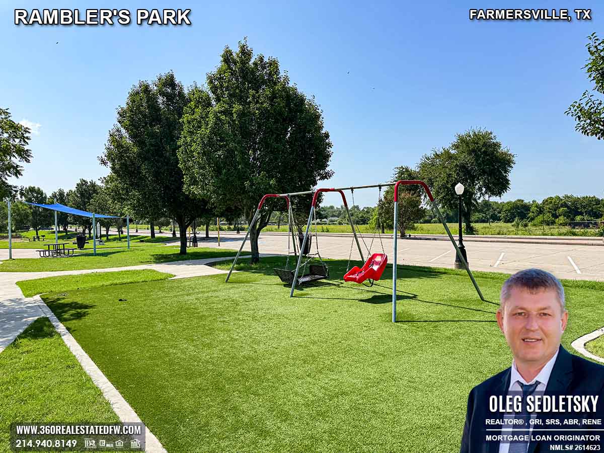 Rambler's Park is a charming, small park nestled near the historic downtown area of Farmersville, TX.