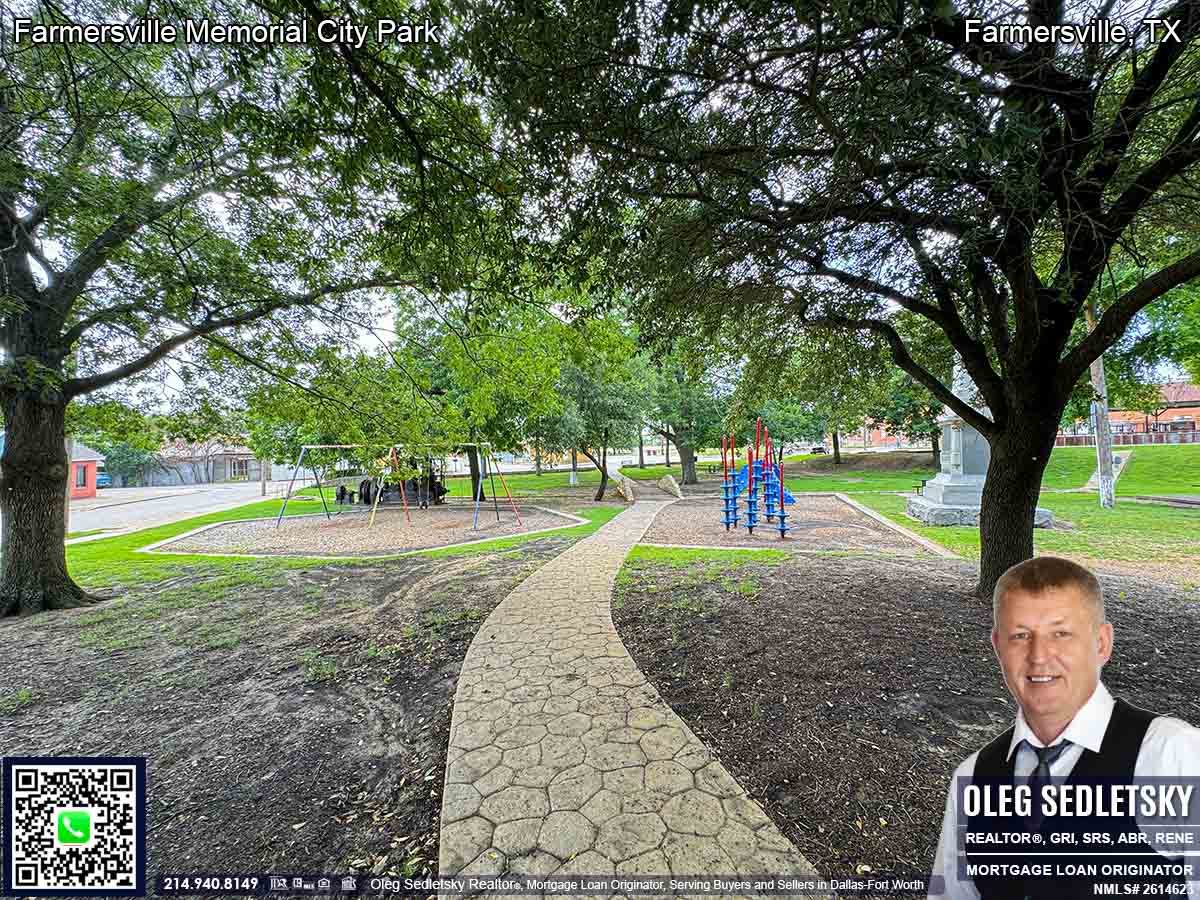 Farmersville City Park In Farmersville, Texas. 153 S Main St, Farmersville, TX 75442