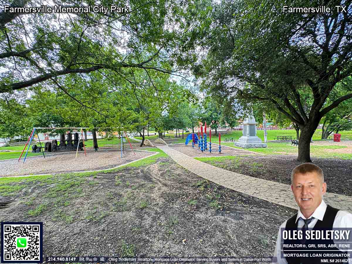 Farmersville City Park In Farmersville, Texas. 153 S Main St, Farmersville, TX 75442