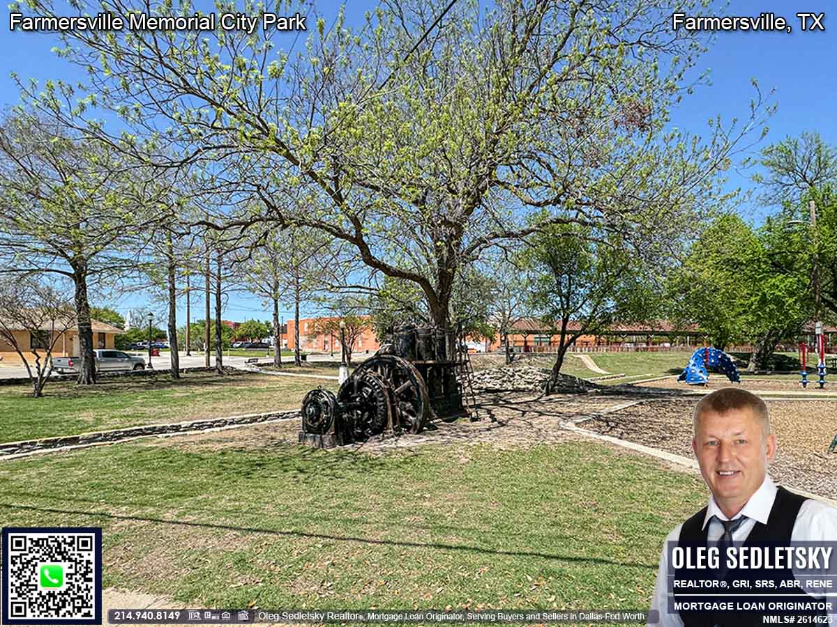 Farmersville City Park In Farmersville, Texas. 153 S Main St, Farmersville, TX 75442