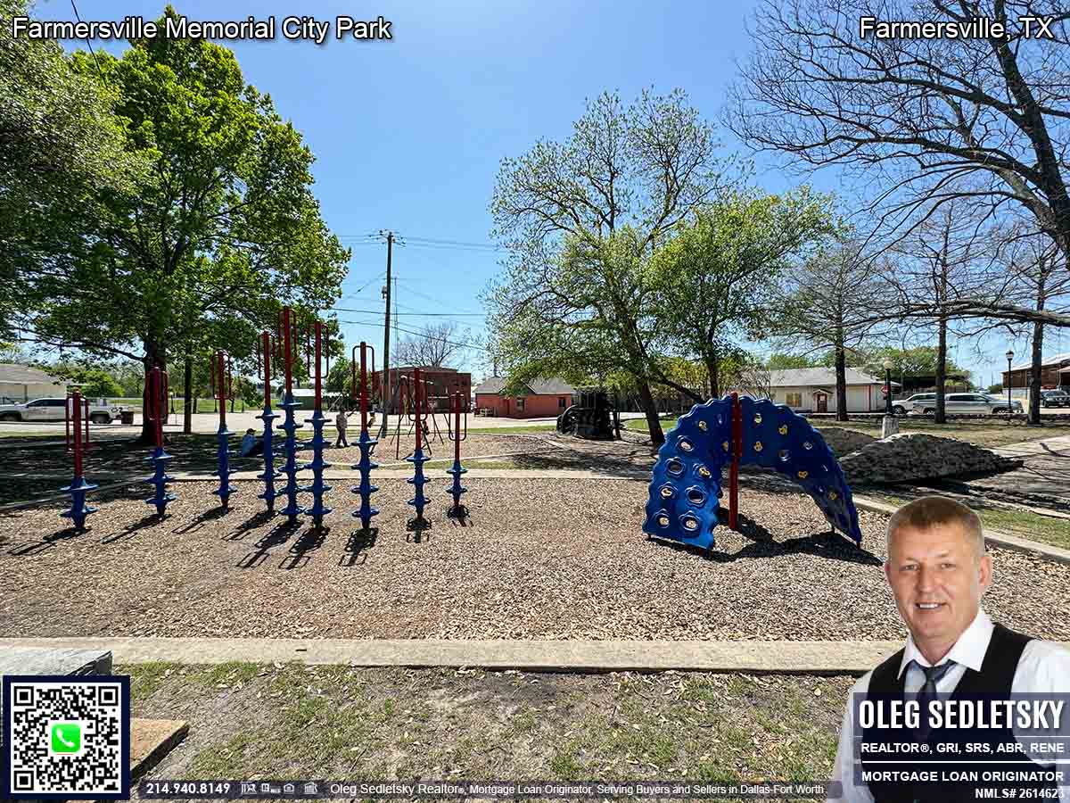 Farmersville City Park In Farmersville, Texas. 153 S Main St, Farmersville, TX 75442