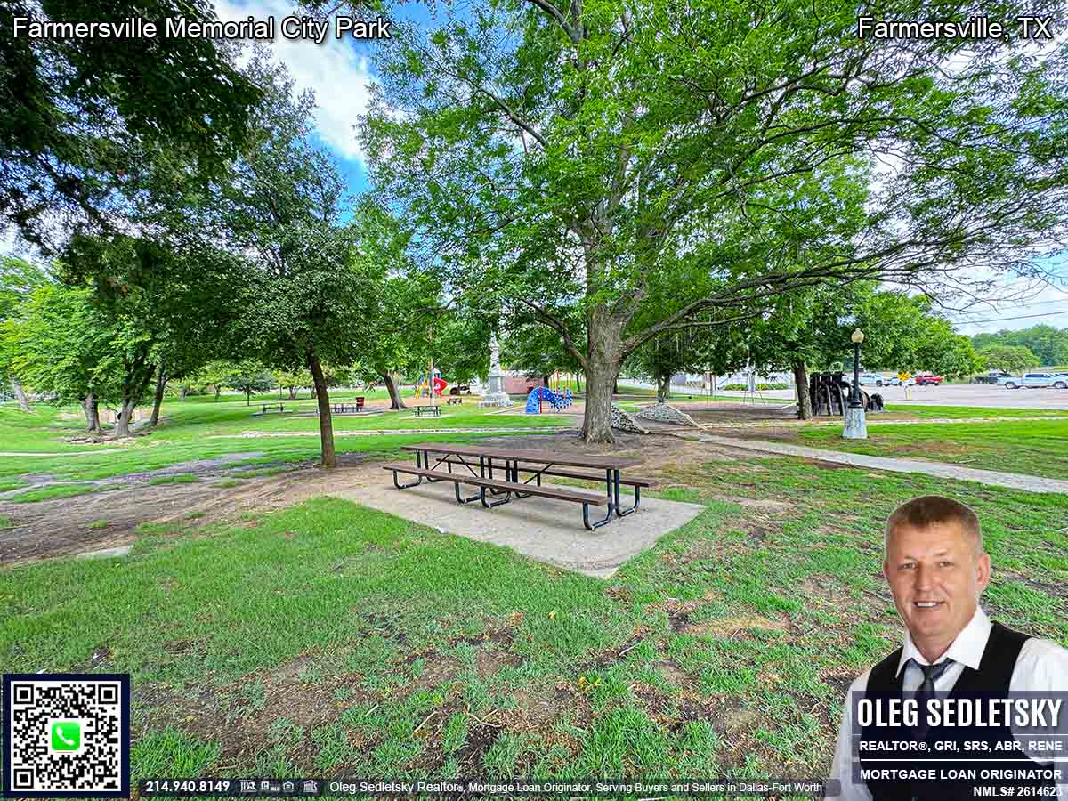 Farmersville City Park In Farmersville, Texas. 153 S Main St, Farmersville, TX 75442