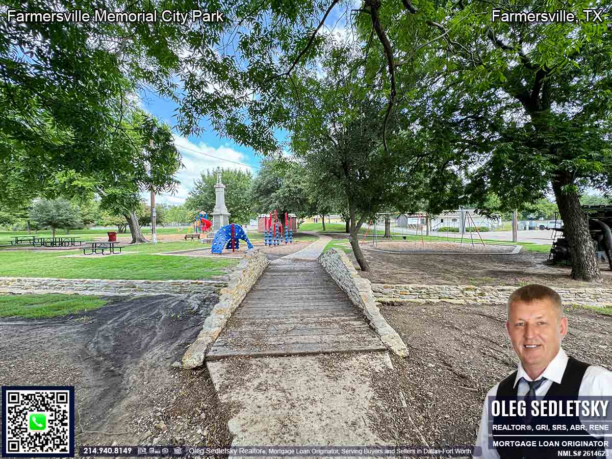 Farmersville City Park In Farmersville, Texas. 153 S Main St, Farmersville, TX 75442
