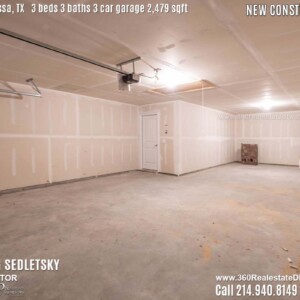 New Construction Home in Melissa, TX. Contact Oleg Sedletsky REALTOR - 214.940.8149 - www.360RealEstateDFW.com - JP & Associates Realtors 3 Beds, 3 Baths, 3 Car Garage, 2479 sqft Note! Information provided is deemed reliable, but is not guaranteed and should be independently verified. Price and Home Availability is subject to change without notice. Square footages are approximate.