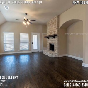 New Construction Home in Van Alstyne, TX Contact Oleg Sedletsky REALTOR - 214.940.8149 - www.360RealEstateDFW.com - JP & Associates Realtors 4 Beds, 2 Baths, 2 Car Garage, 1866 sqft Note! Information provided is deemed reliable, but is not guaranteed and should be independently verified. Price and Home Availability is subject to change without notice. Square footages are approximate.
