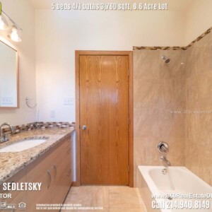 Lakeview Home For Sale in Little Elm TX. 5 beds 4.2 baths 2-car garage 3,760 sqft. Little Elm ISD - Call 214.940.8149 Oleg Sedletsky Realtor