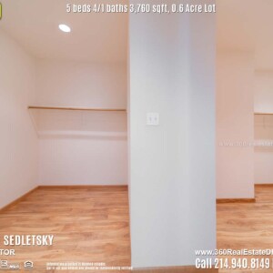 Lakeview Home For Sale in Little Elm TX. 5 beds 4.2 baths 2-car garage 3,760 sqft. Little Elm ISD - Call 214.940.8149 Oleg Sedletsky Realtor