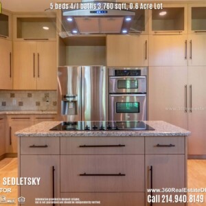 Lakeview Home For Sale in Little Elm TX. 5 beds 4.2 baths 2-car garage 3,760 sqft. Little Elm ISD - Call 214.940.8149 Oleg Sedletsky Realtor