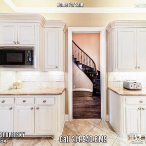 For Sale 4Bd, 3.1 Ba, 4188 Sqft, in Allen, TX with Allen ISD. Well maintained 2 story home in highly sought after Twin Creeks! Call Oleg Sedletsky Realtor at 214-940-8149