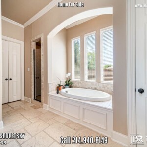 For Sale 4Bd, 3.1 Ba, 4188 Sqft, in Allen, TX with Allen ISD. Well maintained 2 story home in highly sought after Twin Creeks! Call Oleg Sedletsky Realtor at 214-940-8149