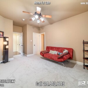 For Sale 4Bd, 3.1 Ba, 4188 Sqft, in Allen, TX with Allen ISD. Well maintained 2 story home in highly sought after Twin Creeks! Call Oleg Sedletsky Realtor at 214-940-8149